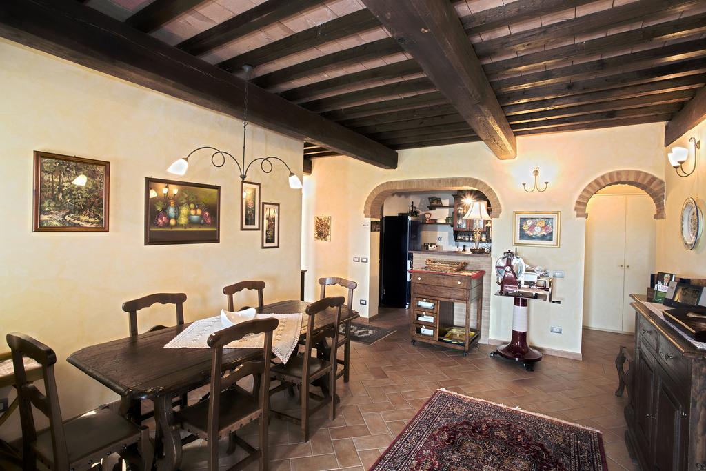Vila Casa Sandro A Podere Pascianella Castelmuzio Pokoj fotografie